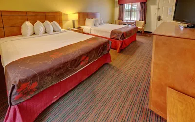 Photo 5 - Best Western Inn