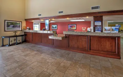 Photo 4 - Best Western Inn