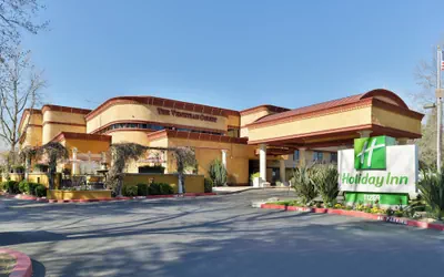 Photo 2 - Holiday Inn Rancho Cordova by IHG