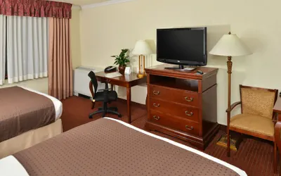 Photo 5 - Holiday Inn Rancho Cordova by IHG