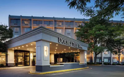 Photo 2 - DoubleTree by Hilton Princeton