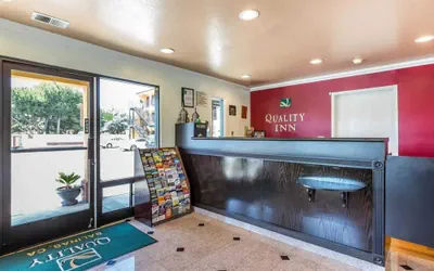 Photo 4 - Quality Inn Salinas City Center Area
