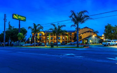 Photo 2 - Quality Inn Salinas City Center Area