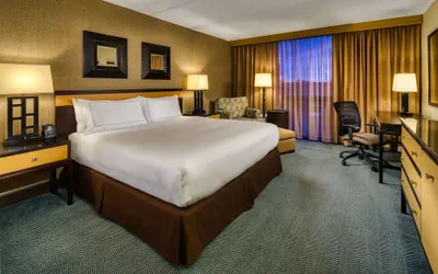 Photo 5 - DoubleTree by Hilton Chicago - Arlington Heights