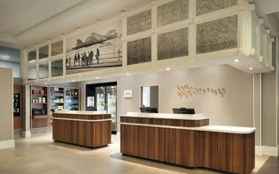 Photo 3 - Courtyard by Marriott Long Beach Downtown