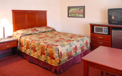 Photo 4 - Relax Inn And Suites