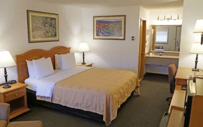 Photo 3 - Quality Inn Near Fort Hunter Liggett