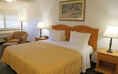 Photo 4 - Quality Inn Near Fort Hunter Liggett