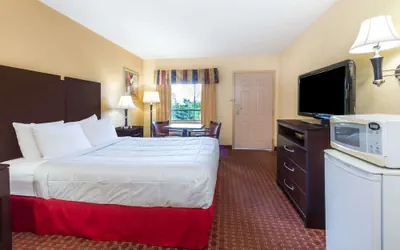 Photo 5 - Days Inn Lexington SE/Hamburg