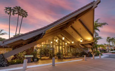 Photo 2 - Best Western Plus Island Palms Hotel & Marina