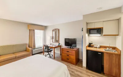 Photo 4 - Days Inn by Wyndham Raleigh-Airport-Research Triangle Park