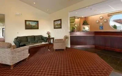 Photo 2 - Americas Best Value Inn Romulus Detroit Airport