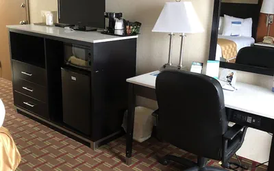 Photo 4 - Baymont by Wyndham Cincinnati