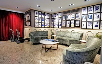 Photo 2 - The Hollywood Franklin Hotel near Universal Studios
