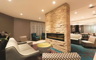 Photo 3 - La Quinta Inn & Suites by Wyndham Lynchburg at Liberty Univ.