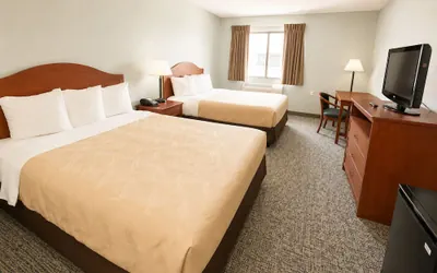 Photo 4 - Travelodge by Wyndham Rapid City/Black Hills