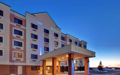 Photo 2 - Holiday Inn Express Sault Ste. Marie by IHG