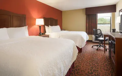 Photo 4 - Hampton Inn Battle Creek