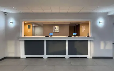 Photo 3 - Quality Inn & Suites Baton Rouge West – Port Allen