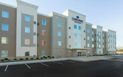 Photo 2 - Candlewood Suites Lenexa - Overland Park Area by IHG