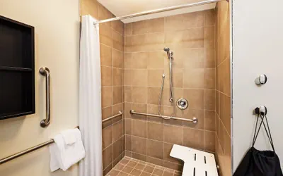 Photo 5 - Candlewood Suites Lenexa - Overland Park Area by IHG