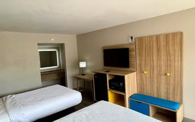 Photo 4 - Days Inn by Wyndham Ruther Glen Kings Dominion Area