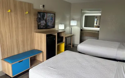 Photo 5 - Days Inn by Wyndham Ruther Glen Kings Dominion Area