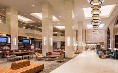 Photo 5 - Hilton Minneapolis