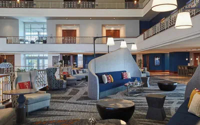 Photo 4 - Renaissance Concourse Atlanta Airport Hotel