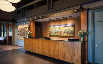 Photo 5 - Best Western Plus Hood River Inn