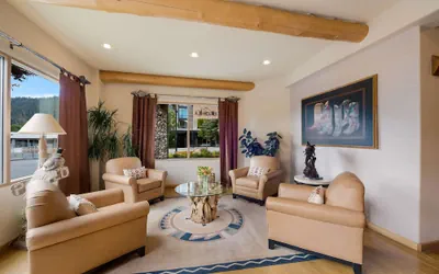 Photo 3 - Best Western Plus Kentwood Lodge