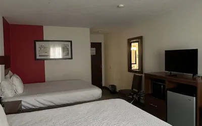 Photo 5 - Ramada by Wyndham Effingham