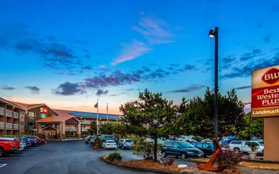 Photo 2 - Best Western Plus Landmark Inn