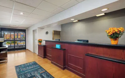 Photo 5 - Hampton Inn Lexington South-Keeneland/Airport