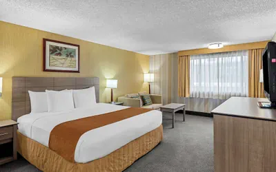Photo 5 - Best Western Cascadia Inn