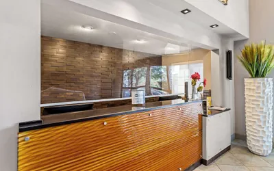 Photo 4 - Best Western Socorro Hotel & Suites