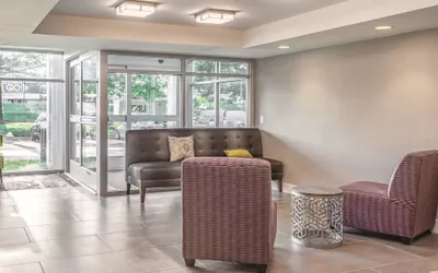 Photo 5 - La Quinta Inn & Suites by Wyndham Columbia / Fort Meade