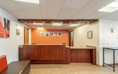 Photo 3 - Motel 6 Naperville, IL