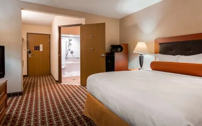 Photo 4 - Best Western Marion Hotel