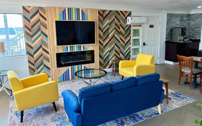 Photo 3 - Days Inn by Wyndham Gonzales