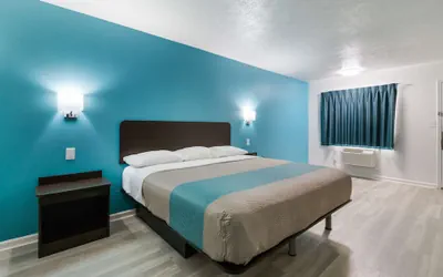 Photo 2 - Motel 6 Metropolis, IL