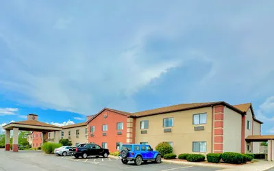 Photo 2 - FairBridge Inn & Suites Batavia - Darien Amusement Park