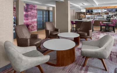Photo 5 - Courtyard by Marriott Detroit Brighton