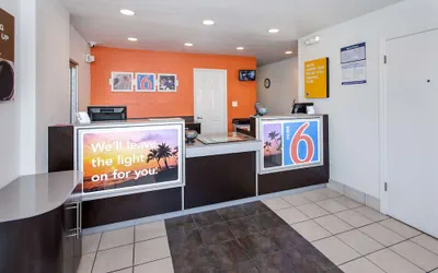 Photo 3 - Motel 6 Rosemead, CA - Los Angeles