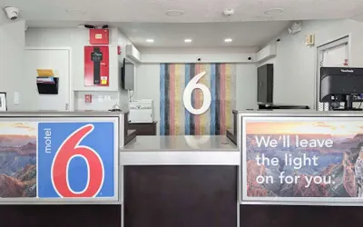 Photo 2 - Motel 6 Victoria, TX
