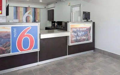Photo 3 - Motel 6 Victoria, TX