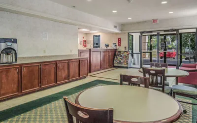 Photo 4 - Econo Lodge Weatherford