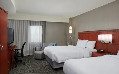 Photo 4 - Courtyard by Marriott Bristol