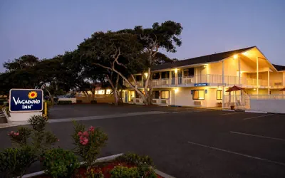 Photo 2 - Vagabond Inn Monterey