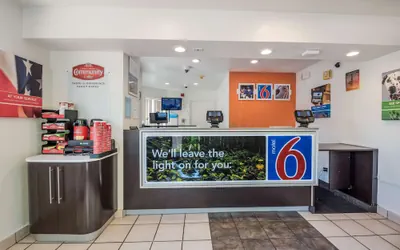 Photo 5 - Motel 6 Rohnert Park, CA